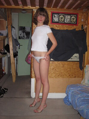 foto amatoriale Cyrielle_22YO_from_France_43_2_
