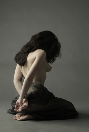 foto amadora Black Shoulder Joint Sitting Skin 