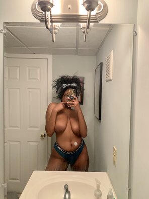 amateur pic Thankful to be blessed with such pretty titties ðŸ¥°