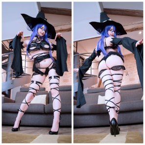 zdjęcie amatorskie [Self] Front and Back of my Blair fanservice version from Soul Eater! Which one do you prefer? I had much fun with this lingerie, I don't know, I just