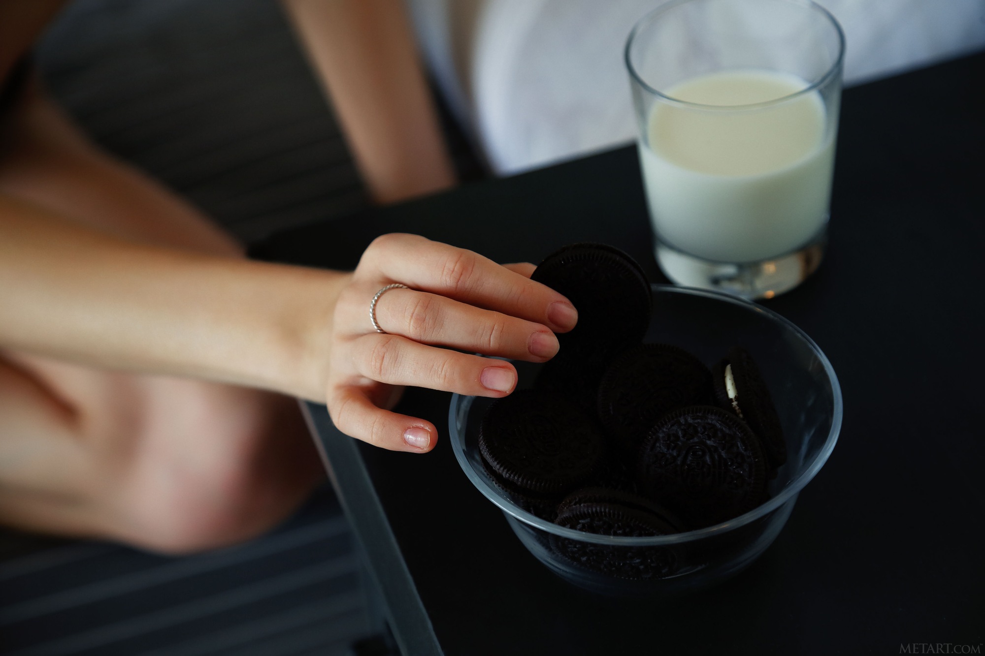 amateur photo _shayla_milk-&-cookies_0022