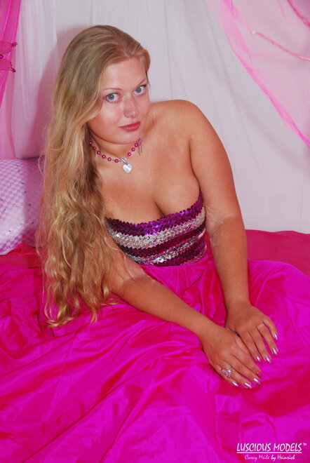 Meile 20080705-00088 nude