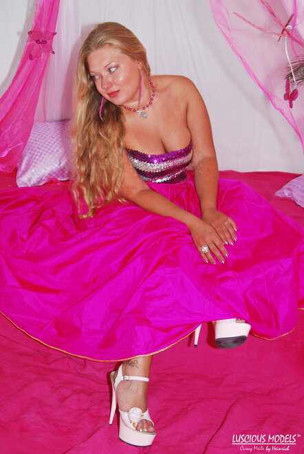 Meile 20080705-00089 nude