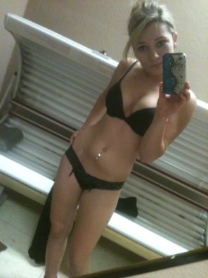 amateurfoto Tanning bed: The before shot