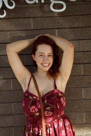 amateur photo full_050_0549281510194793