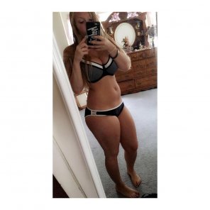 zdjęcie amatorskie Bikini selfie