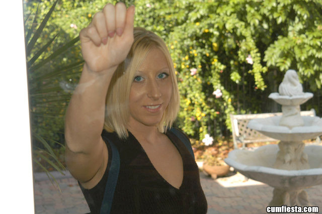 amateur photo milfmolly69 (19)