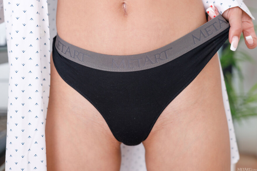 MetArt_Crisp-Shirt_Usha_high_0018