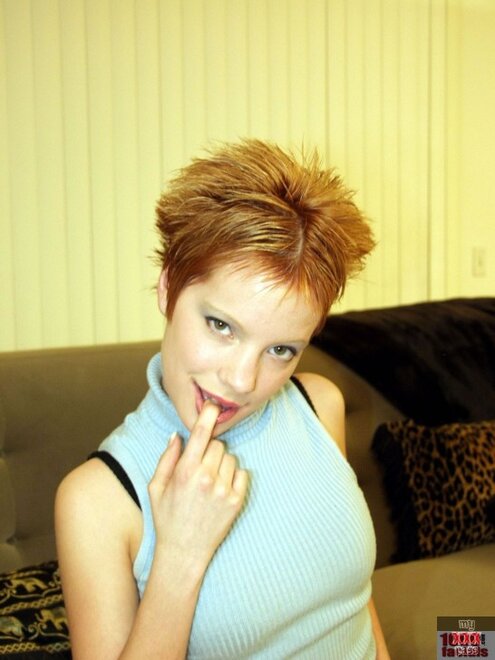 amateur photo EMILY DAVINCI PIC31