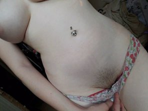foto amatoriale Original Contentit's been a [f]ew weeks since i last shaved...