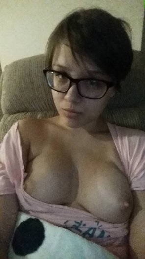amateur pic [F] Any boob fans?