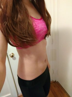 been hitting the gym a lot lately and it's starting to show! [23f]