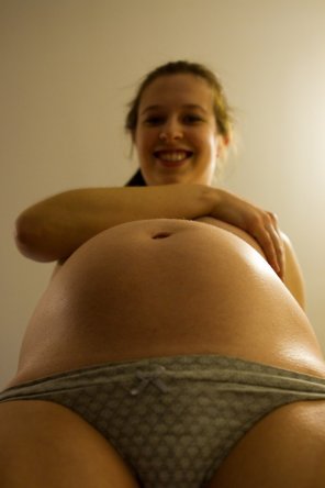amateur-Foto belly button