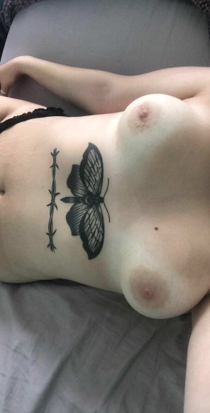 amateur-Foto Tanlines and tattoos!