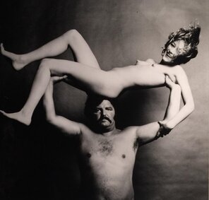 foto amadora Strongman and Nude by Guy Bourdin, 1972