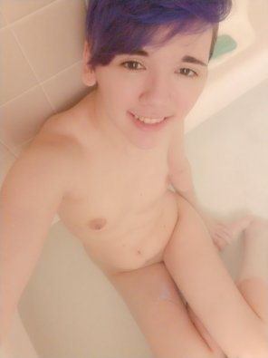 foto amatoriale [F] Bath Selfie? Lol