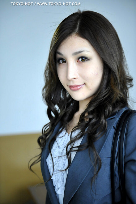 Natsumi IIjima-702 nude