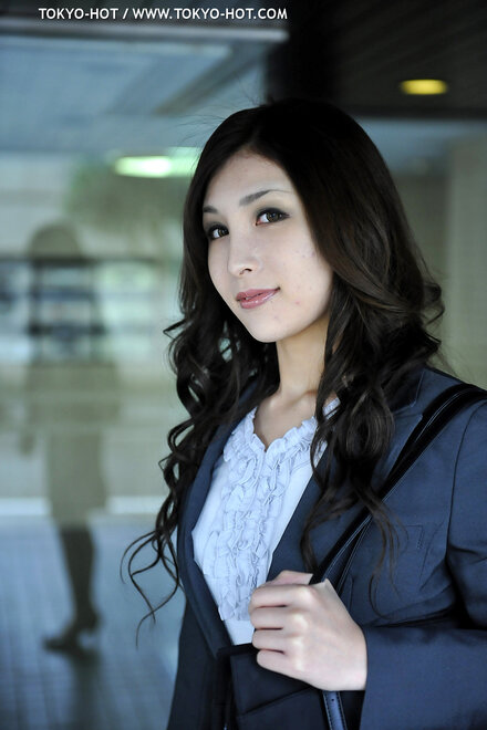 Natsumi IIjima-735 nude