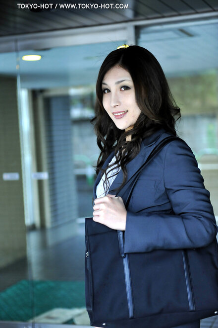 Natsumi IIjima-749 nude