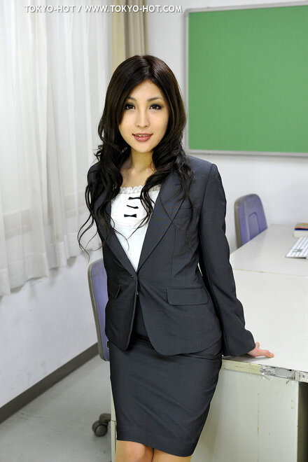 Natsumi IIjima-831 nude