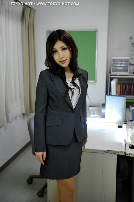 Natsumi IIjima-851 nude