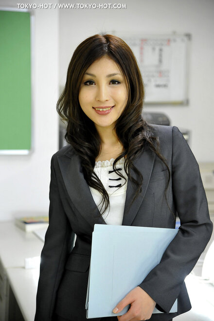 Natsumi IIjima-881 nude