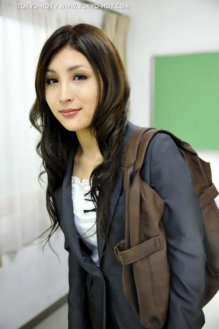 Natsumi IIjima-883 nude