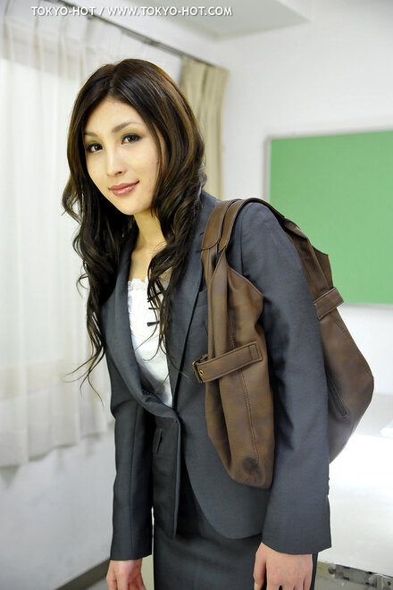 Natsumi IIjima-896 nude