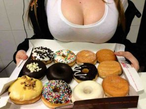 amateur pic Doughnuts, anyone?