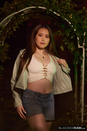 Toothsome Girls In Tight Jeans – 62 pics