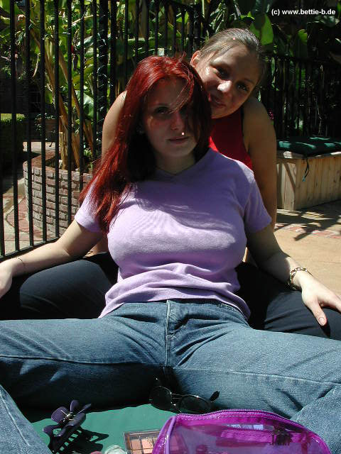 amateur photo Bettie & Nadine 3673