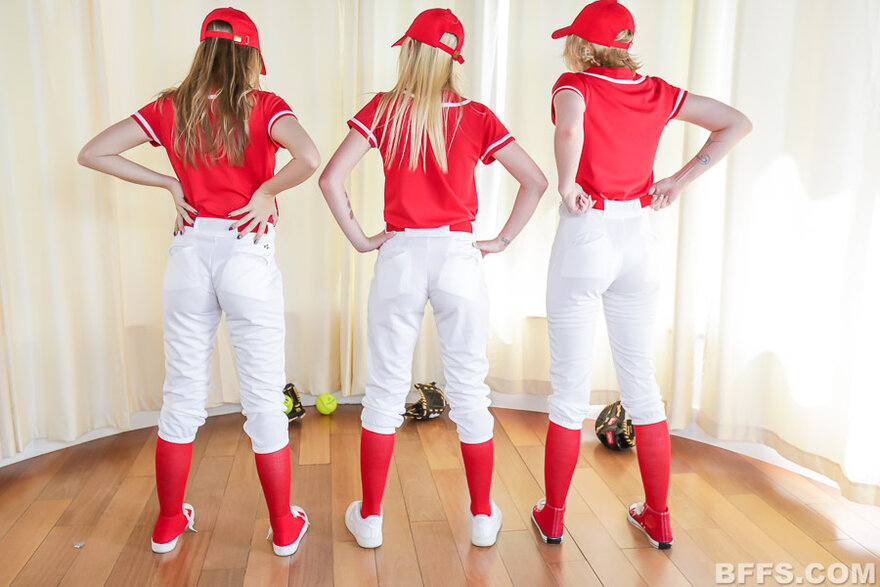 bffs_home_run_hotties_039