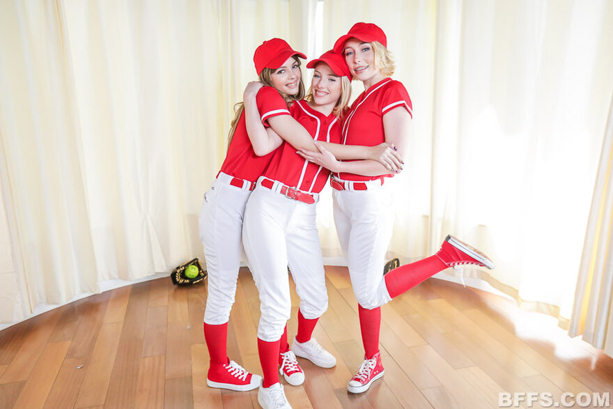 bffs_home_run_hotties_050