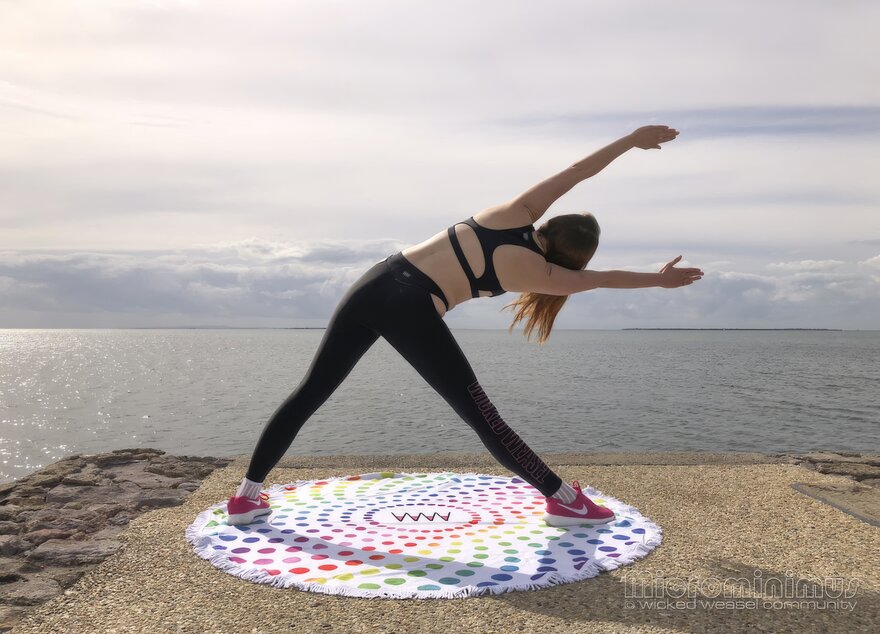 FitStop 0241-topaz-enhance-3.7x nude