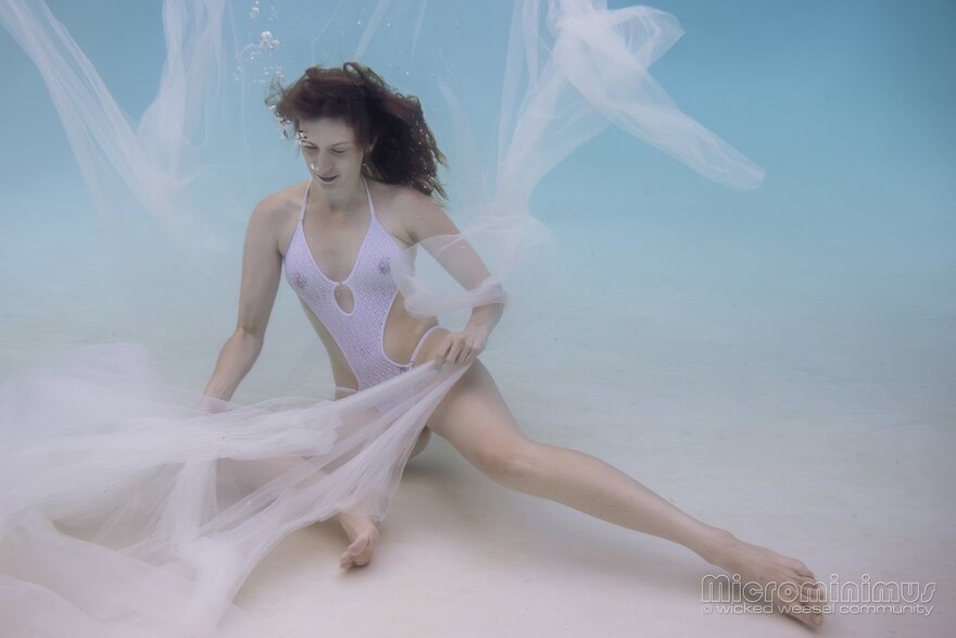 Peaceful 0657-topaz-faceai-enhance-3.5x nude