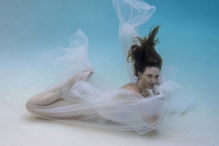 Peaceful 0660-topaz-faceai-enhance-3.5x nude