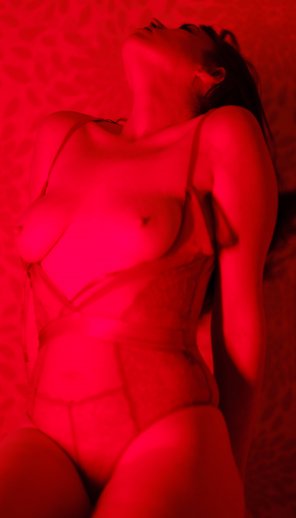 amateurfoto Some fun with my red leds.. [F40]
