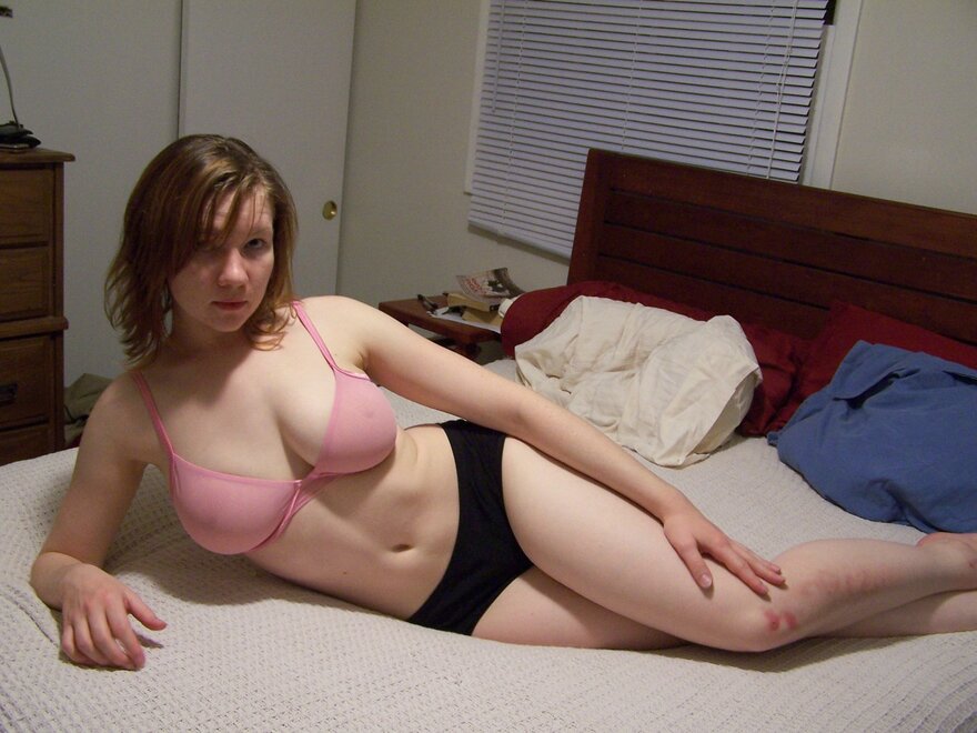 Amanda (57) nude
