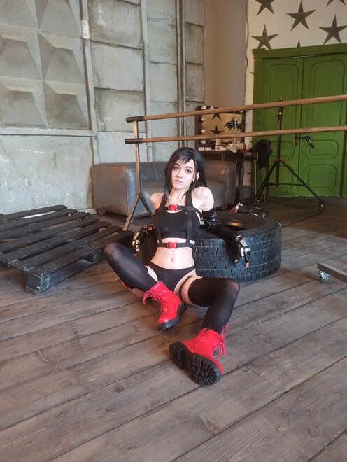 (47)-9Q8Kfwmo-W69qEBPU nude