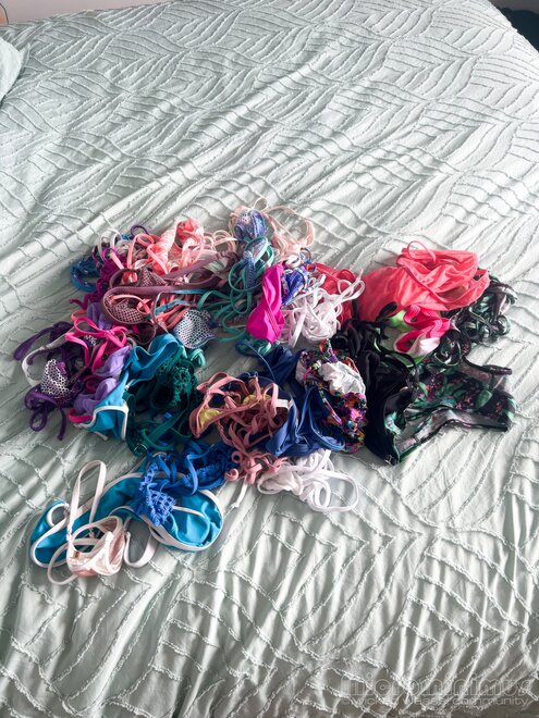 Help Me Pick My Holiday Bikinis 273-topaz-enhance-2x