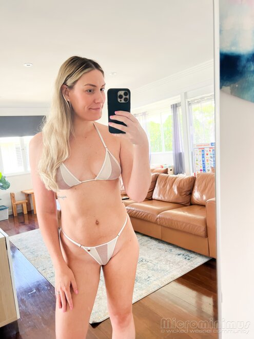 Stella Vision At Home 415-topaz-faceai-enhance-2x