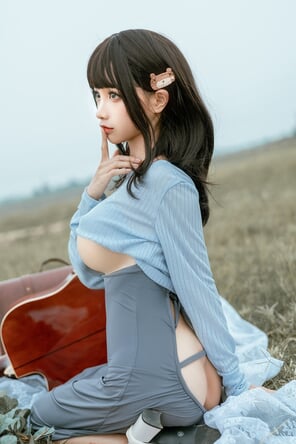 zdjęcie amatorskie Chunmomo-蠢沫沫-Guitar-Sister-21