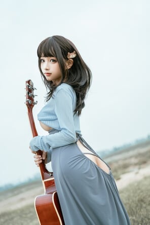 foto amadora Chunmomo-蠢沫沫-Guitar-Sister-44