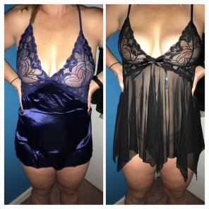 Help a girl choose ... Le[f]t or right?