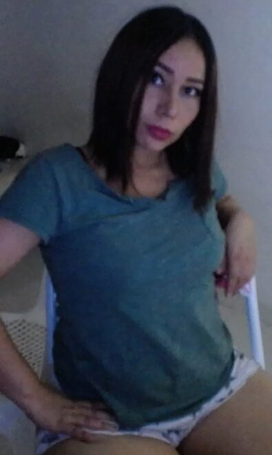 4109375-angelahottplay