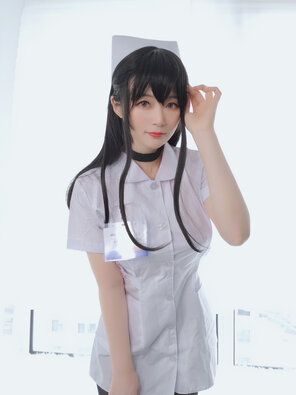 photo amateur Baiyin811 (白银81) - 长发小护士 (15)