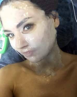 photo amateur wore makawho doesn’t love to have their skin gently exfoliatedworemaka