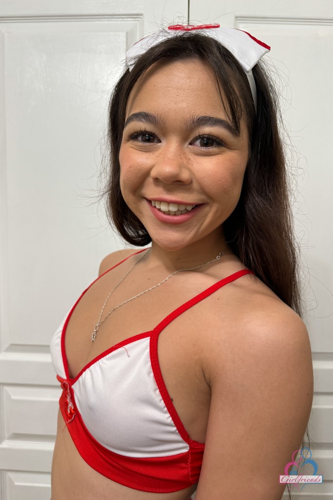 amateur photo bri075ATK_407739007