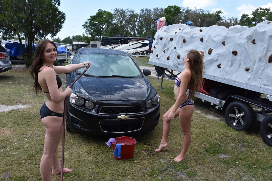 112936366_issue-18-kacey-lacey-001