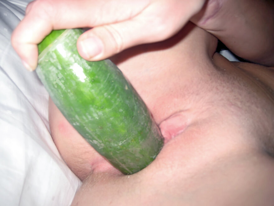 3824522-excitedpics6132-33583-mega